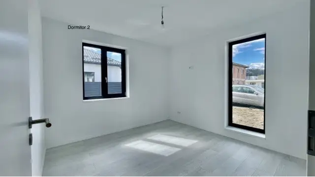 Casa 4 camere, 159mp, zona Sanpetru