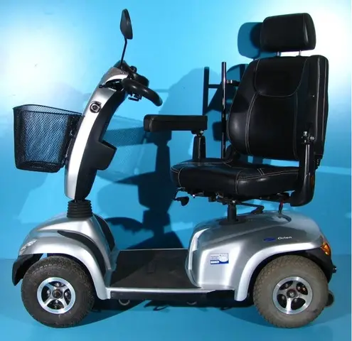 Scuter electric varstnici Invacare Orion