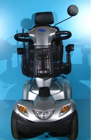 Scuter electric varstnici Invacare Orion