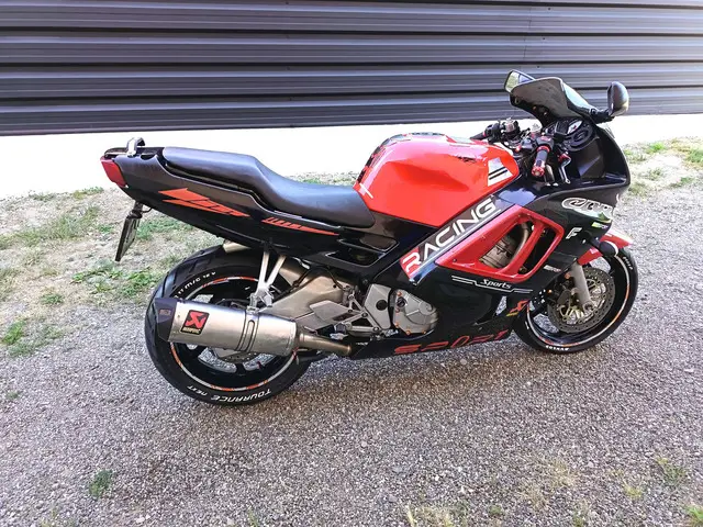 CARENE / honda cbr 600 F
