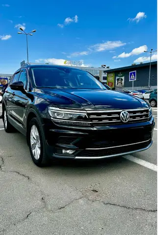 Volkswagen Tiguan Highline 2018 2.0, 190 CP