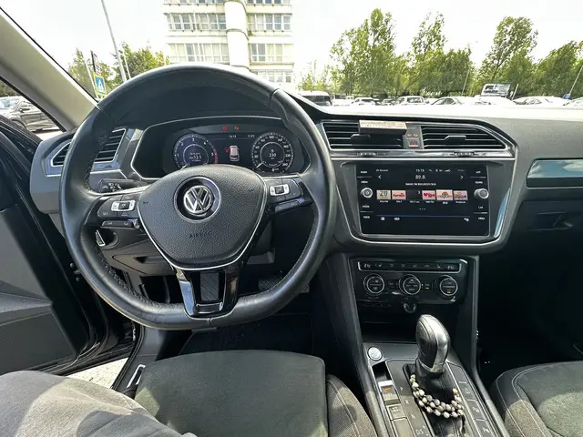 Volkswagen Tiguan Highline 2018 2.0, 190 CP