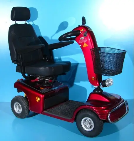 Scuter cu 4 roti pentru batrani - Shoprider