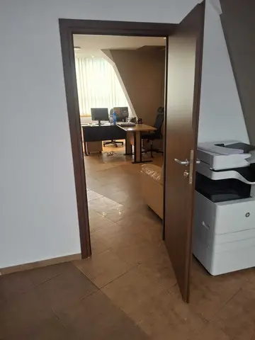 Spatiu de birouri, Metrou Brancoveanu, 248mp, 2.480euro
