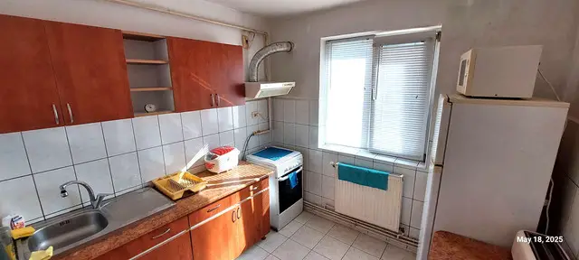 Apartament 3 cam Targoviste disponibil de inchiriat