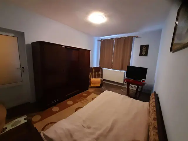 Apartament 3 cam Targoviste disponibil de inchiriat