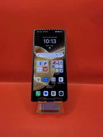 Honor Magic V3