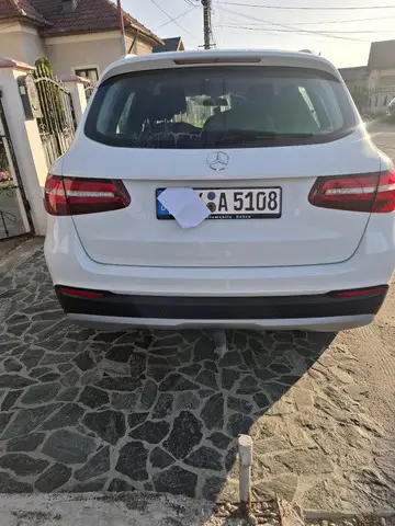 Mercedes benz glc