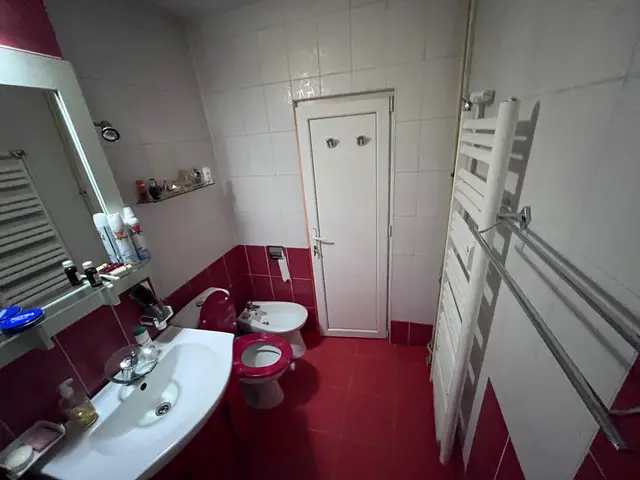 Apartament 2 camere + boxa + garaj -Rate