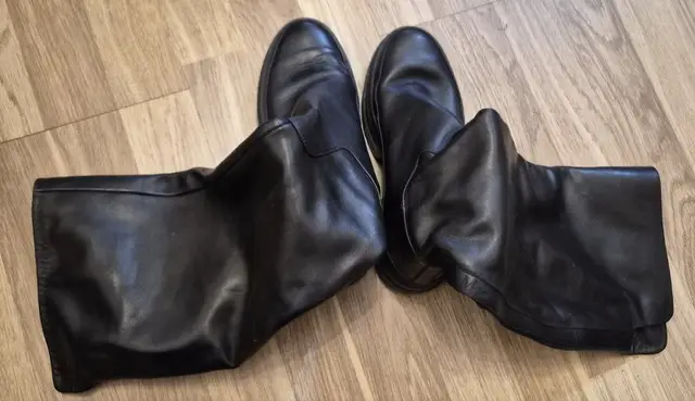 Vand cizme,piele naturala neagra.Pret 200 lei,neg
