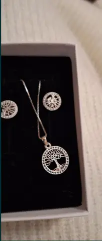 Vand set argint,nou,Pomul vietii,pret 180 lei,neg