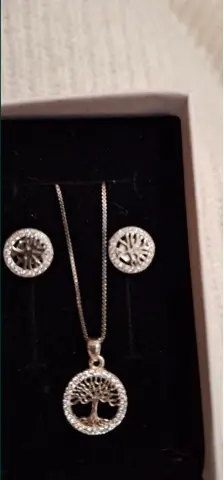 Vand set argint,nou,Pomul vietii,pret 180 lei,neg