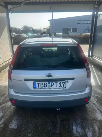 Ford fiesta din 2009, motor 1.4 , masina personala