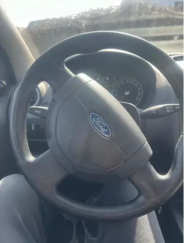 Ford fiesta din 2009, motor 1.4 , masina personala