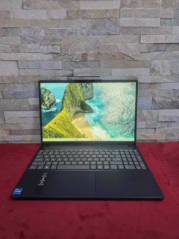 LENOVO IdeaPad Slim 3, Cosmic Blue
