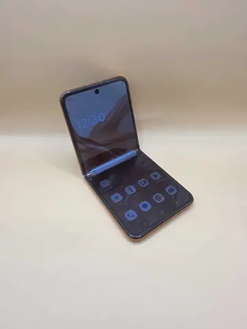 Motorola Razr 50