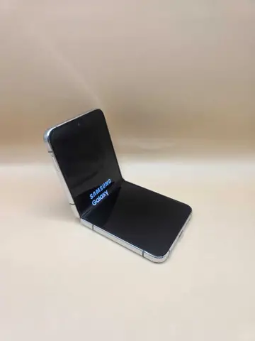 Samsung Z Flip 5