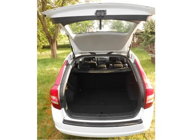 Vand Kia Ceed SportsWagon 1.4L 80 kW/109 CP CVVT
