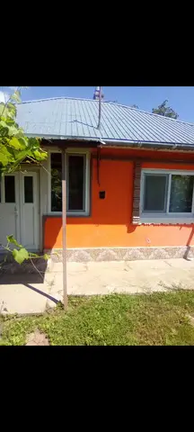 Casa de vanzare aproape de Prut