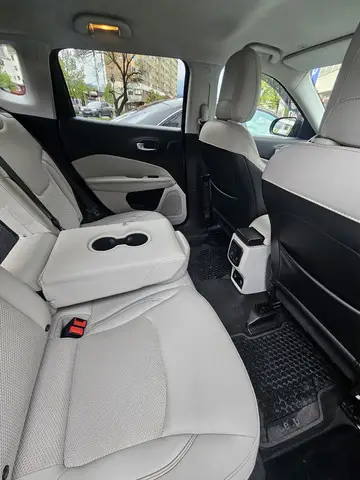 Jeep Compass 2.0 automata
