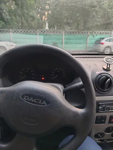 Vand Logan 1,4MPI Ambiance 2008