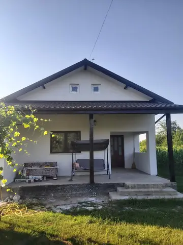 Casa de vanzare.