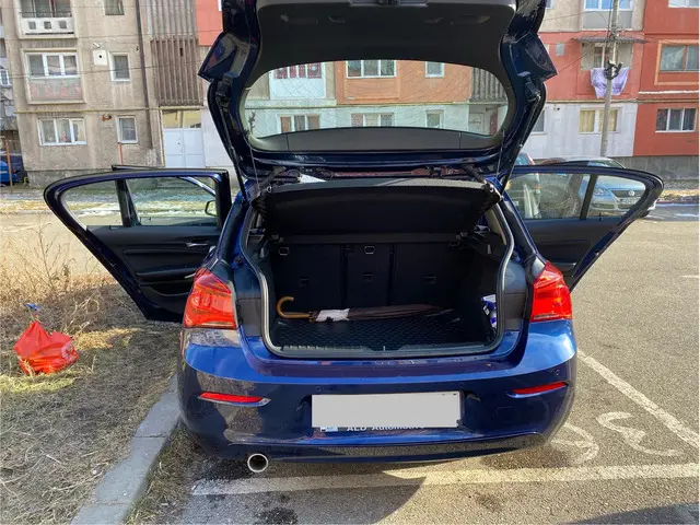 BMW seria 1 , 95000 km , an 2019