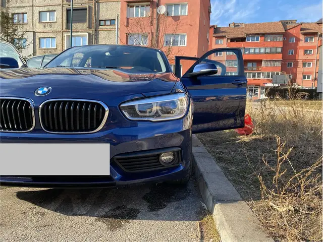 BMW seria 1 , 95000 km , an 2019