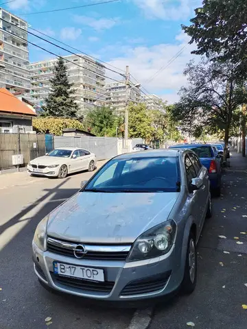 Opel astra H