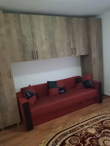 Apartament cu 2 camere decomandat