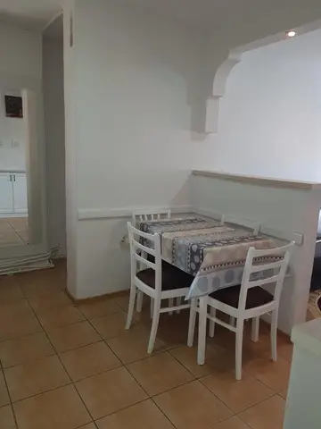 Apartament cu 2 camere decomandat