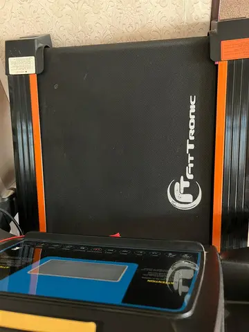 Banda de alergat electrica FitTronic G2000