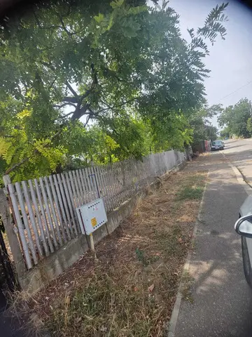 Teren intravilan de vanzare