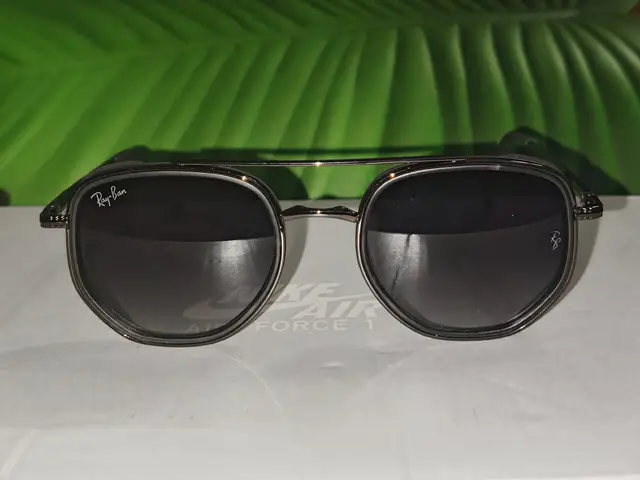 Ochelari de soare