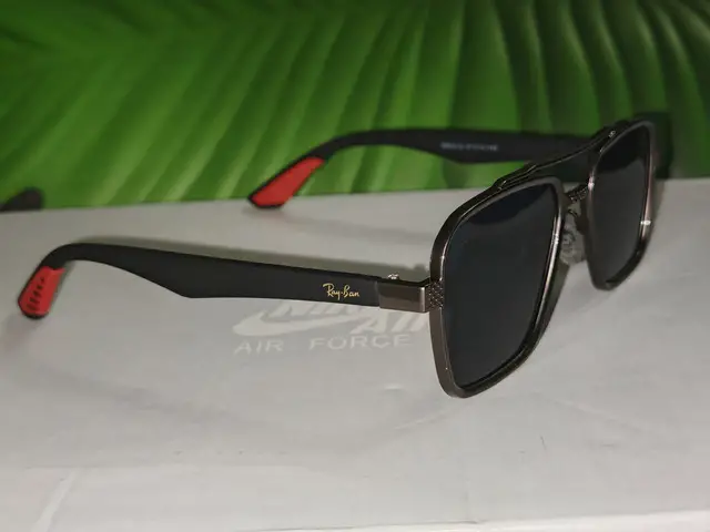 Ochelari de soare