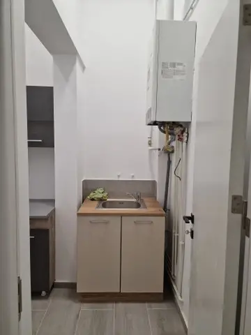 Inchiriez spatiu de birouri 5camere,140mp,Timisoara,1.960euro