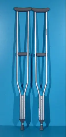 Carje cu sprijin subaxilar aluminiu