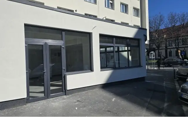 Inchiriez spatiu comercial 70mp, Brasov, 1.500euro