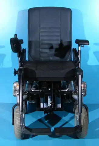 Carucior electric Invacare Storm 3 - 6 km h