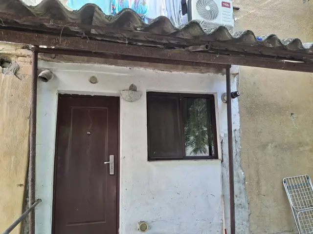 Vand apartament 2 camere
