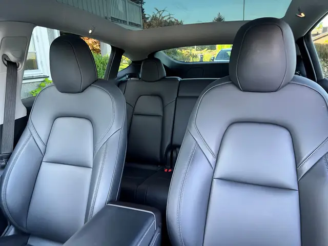 2021 Tesla Model Y Long Range AWD