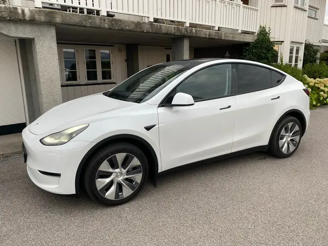 2021 Tesla Model Y Long Range AWD