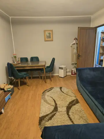 Proprietar vand apartament 3 camere zona metalurgiei
