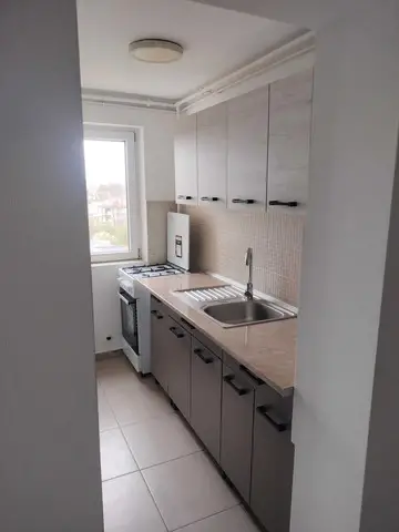 Apartament 3 camere 1 Decembrie