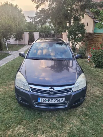 Vand Opel astra  H 2008 motor  1900