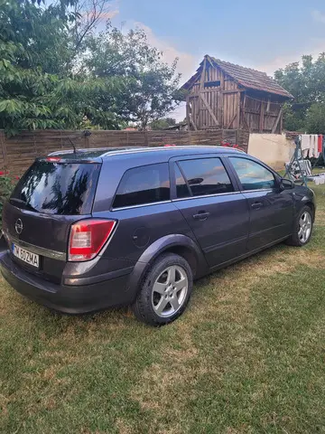 Vand Opel astra  H 2008 motor  1900