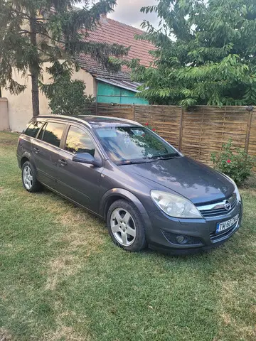 Vand Opel astra  H 2008 motor  1900