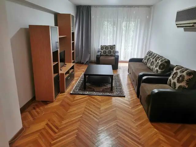 Apartament 2 camere bd Unirii