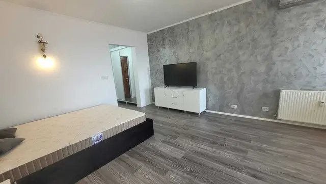 Garsoniera Oborul Nou