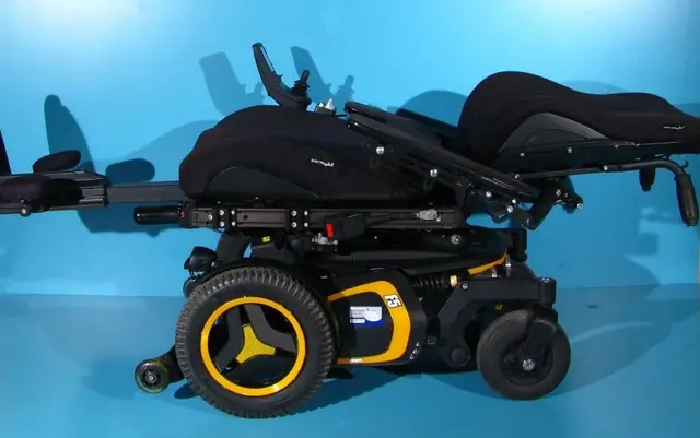Carucior electric  Permobil F5 Corpus - 10 km h